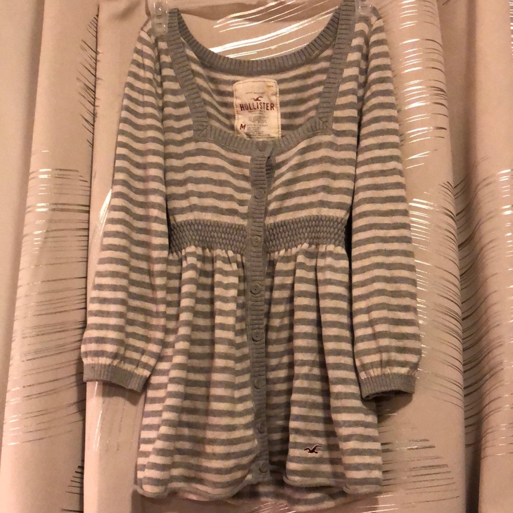 Hollister Knit Button Up Cardigan- Medium